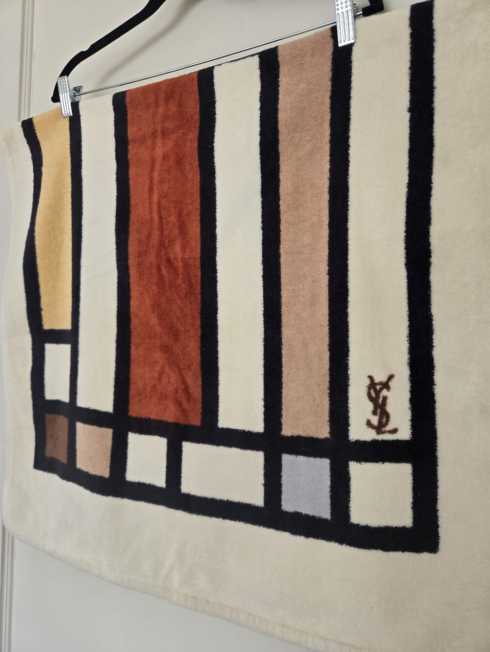 Vintage 1978 Utica JP Stevens Geometric Bath Towel Mod Designer Archive